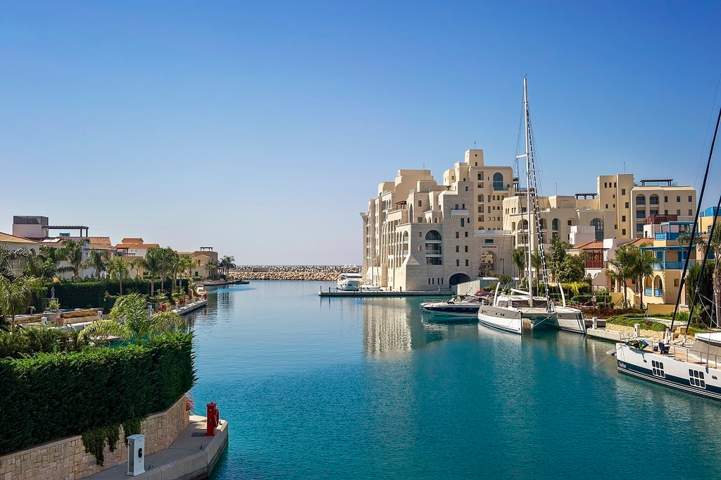 Недвижимость в Limassol Marina